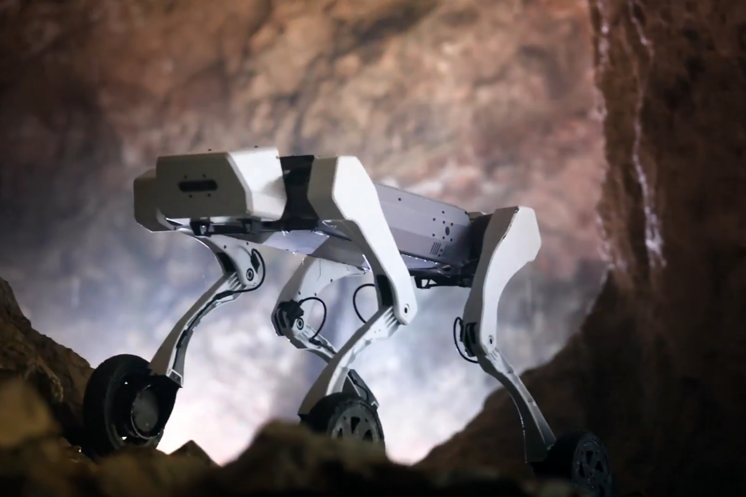 Lightyear Robotics Unveils M1, First Wheeled-Legged Robot